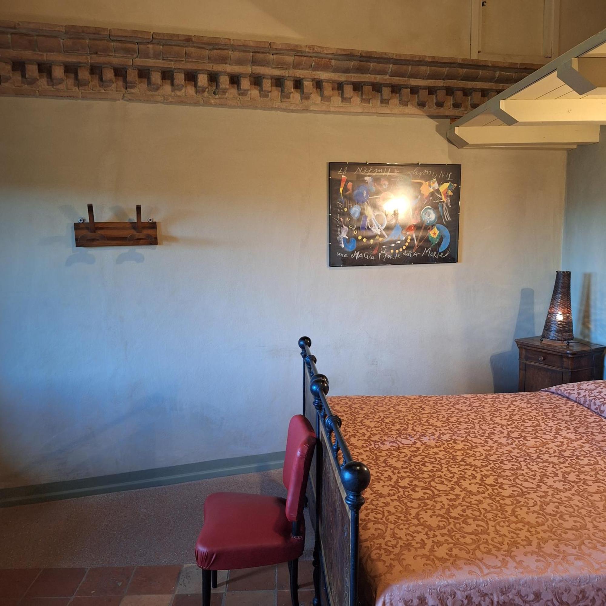 Tenuta Montanello B&B Кастільйоне-Фаллетто Екстер'єр фото