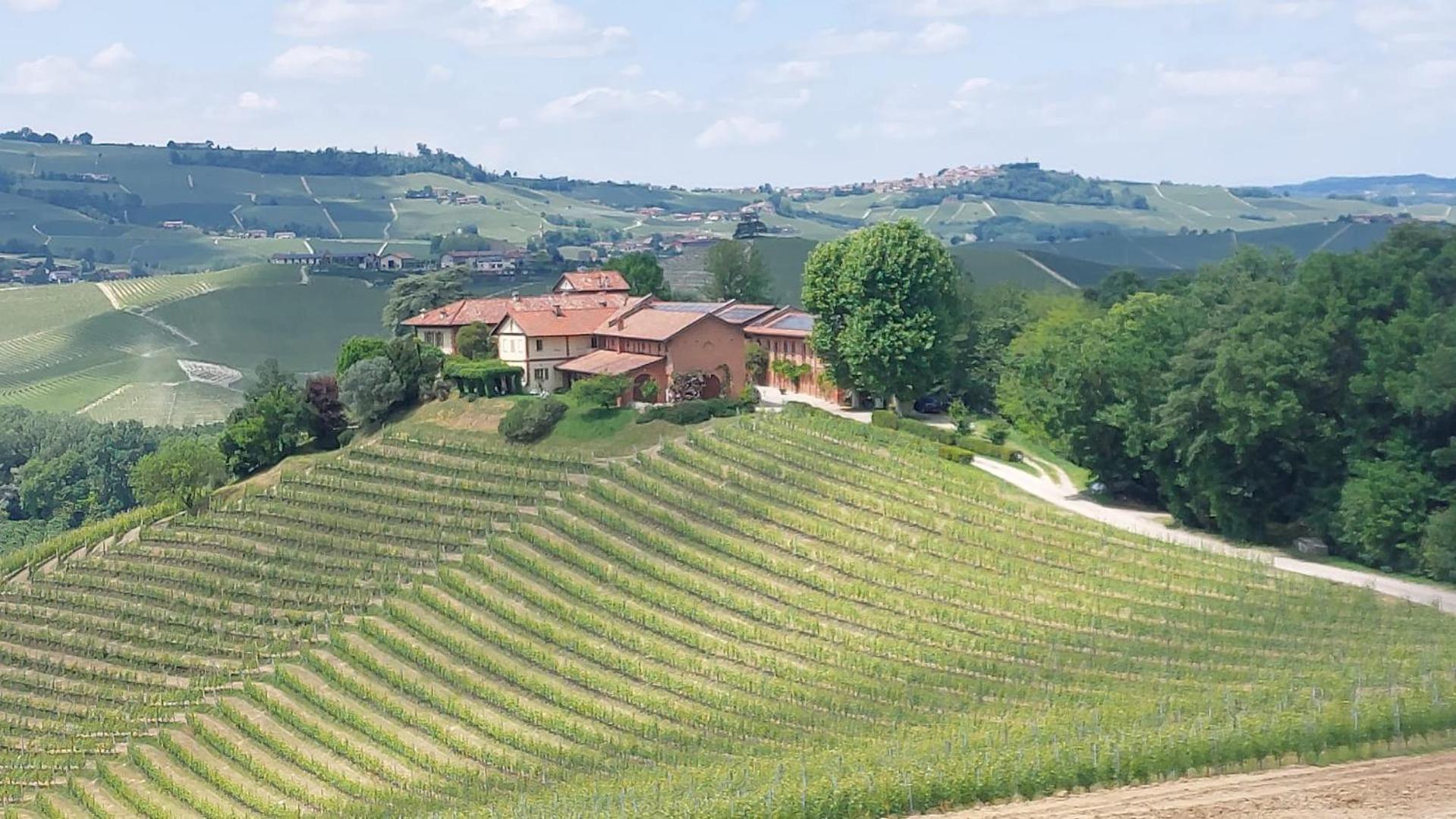 Tenuta Montanello B&B Кастільйоне-Фаллетто Екстер'єр фото